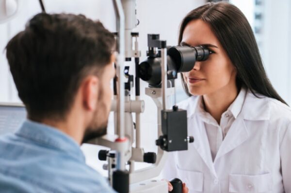 Complete-Eye-Care-29-600x397